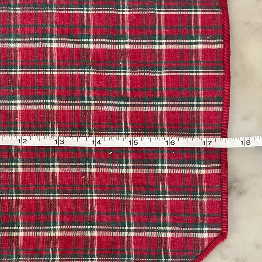 LONGABERGER Red and Green Plaid Tidings Table Linen Set Placemats Napkins 4 Each
